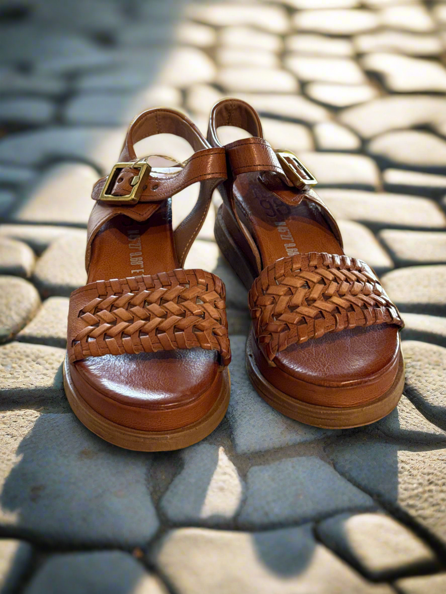 Lagos 2.0 Wedge