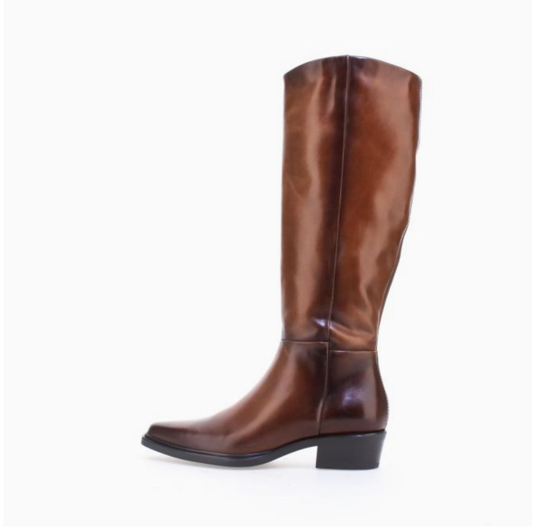 Mary - Tall