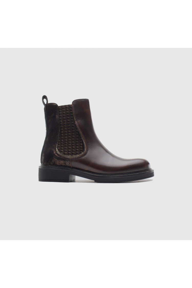 GISELLE Chelsea Boot - Women