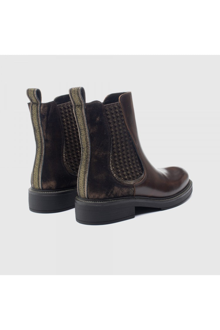 GISELLE Chelsea Boot - Women