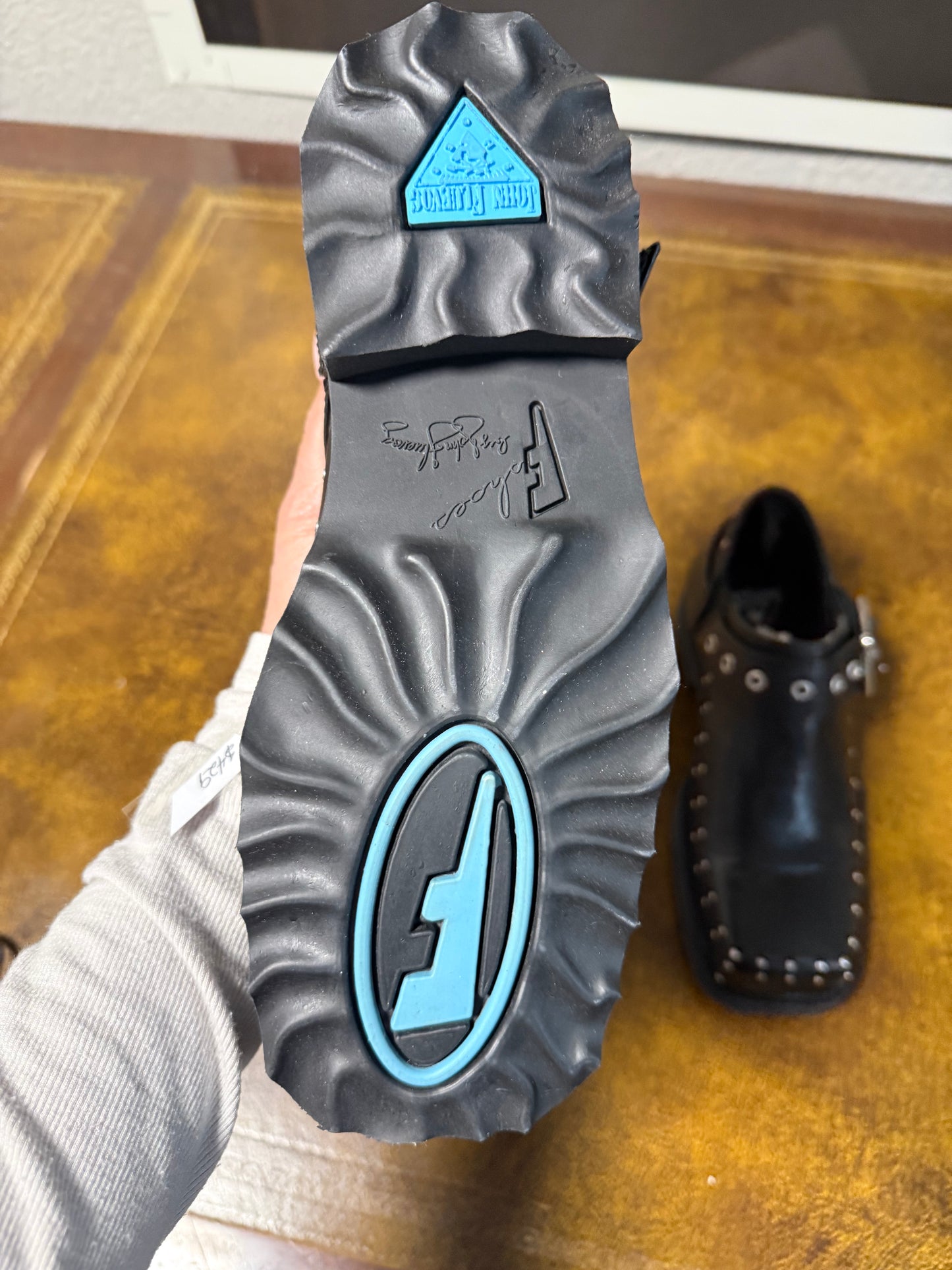 FOYT - Men Size 6 / Women 8.6