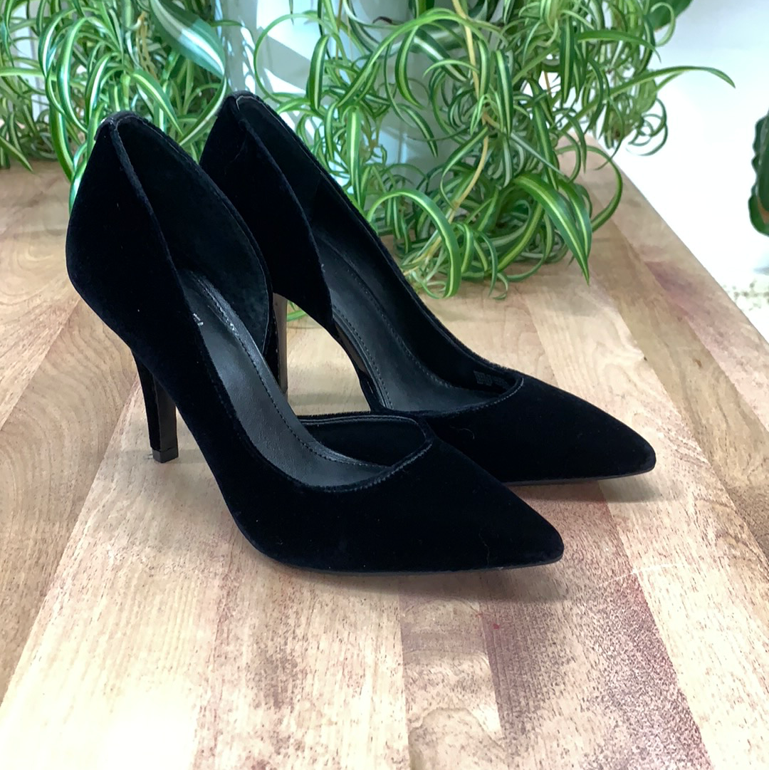 Nathalie Flex Velvet Pump