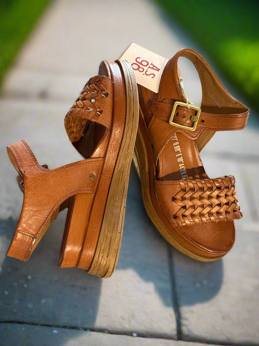 Lagos 2.0 Wedge