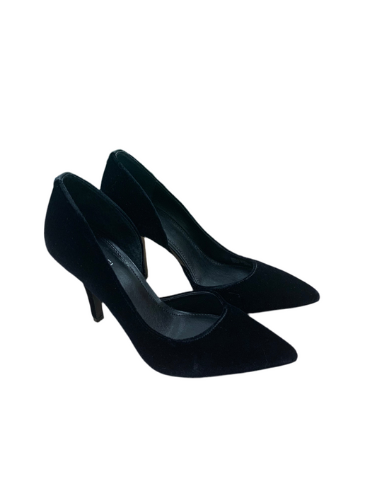 Nathalie Flex Velvet Pump