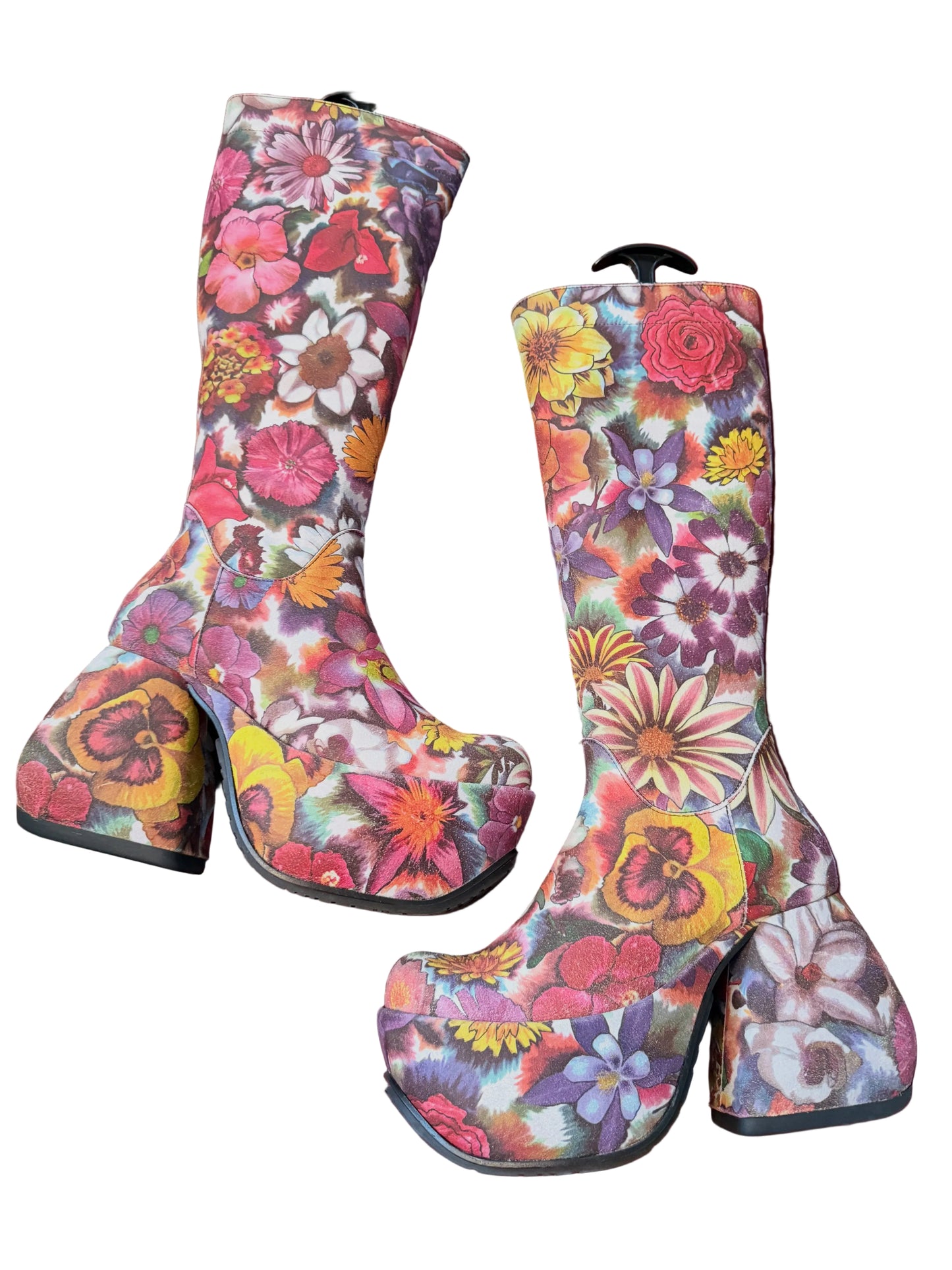 Strut - John Fluevog