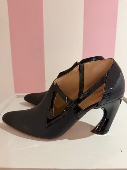 John Fluevog Sashay