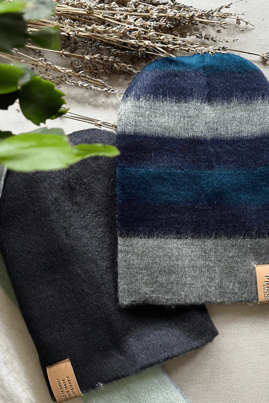 BLUE STRIPE REVERSIBLE ALPACA BEANIE