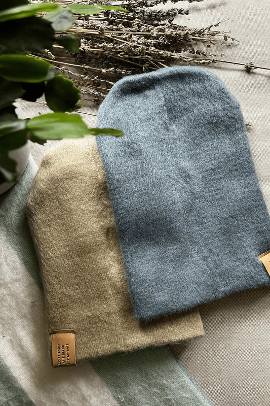 WHEAT & GREY REVERSIBLE ALPACA BEANIE